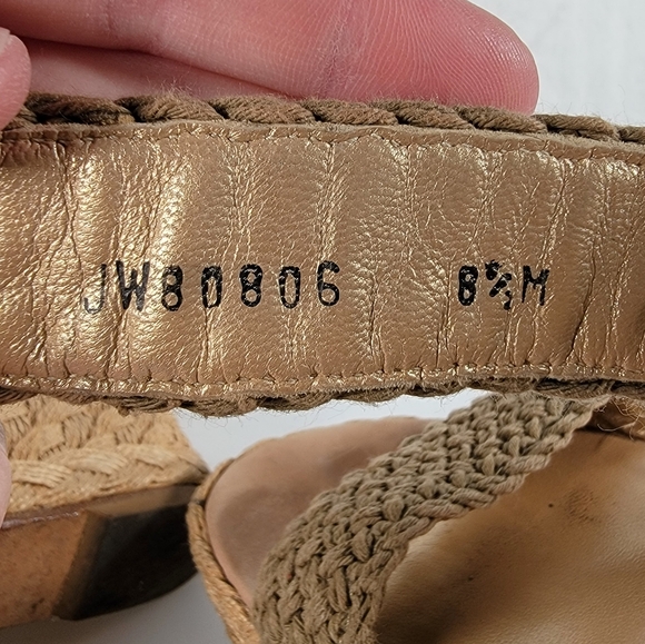 Stuart Weitzman Platform Wedge Espadrille Sandals in Tan, Size 8.5 - Picture 10 of 10